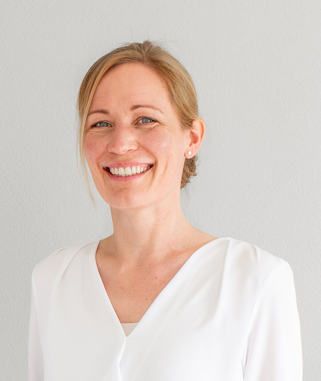 Porträtbild von Dr. med. Lisa Schönbrunn
